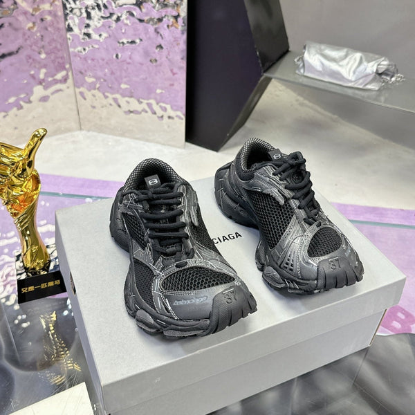 STAPLER SNEAKER IN BLACK MIX GRAY POLYURETHANE AND MESH