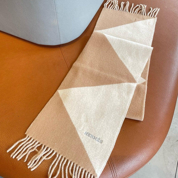 Geometric Scarf 151 CM IN Beige White Cashmere