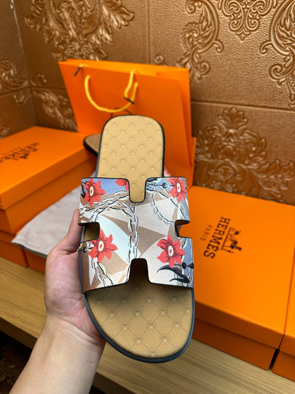 SANDALO HM IZMIR IN CAMOSCIO SENAPE CON MOTIVO A FIORI