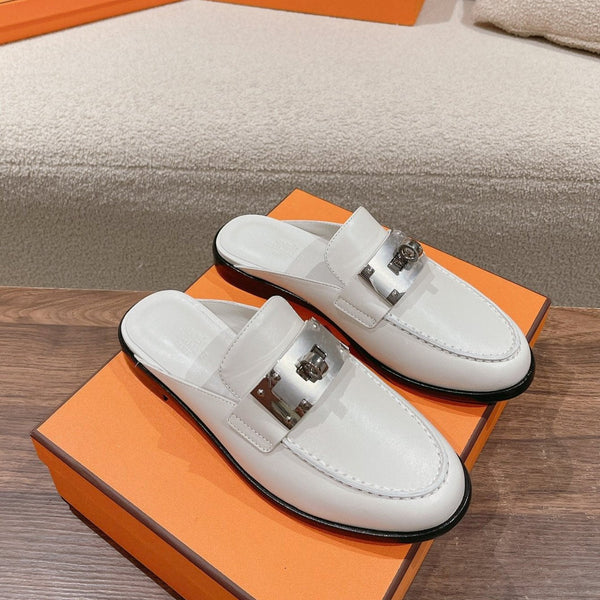IOTA MULE BLANC DE PARIS CALFSKIN