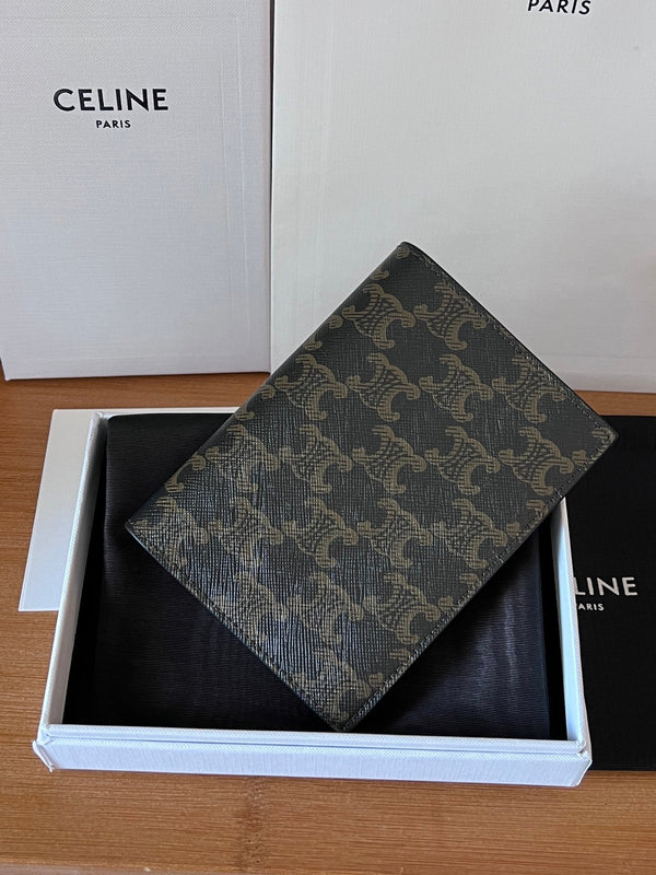 TRIOMPHE 10m180 Passport Holder Tan Cowhide