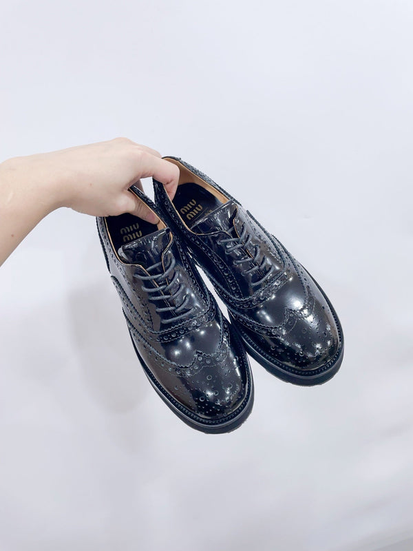 Miu-Church's Lace-Ups Black Glossy Nubuck Leather