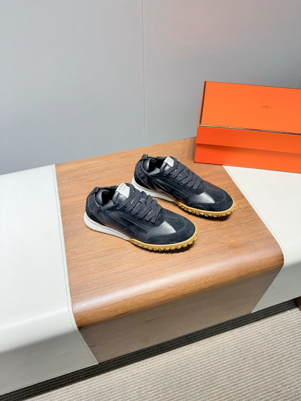 Sneaker HM Jet in pelle scamosciata nera 317312