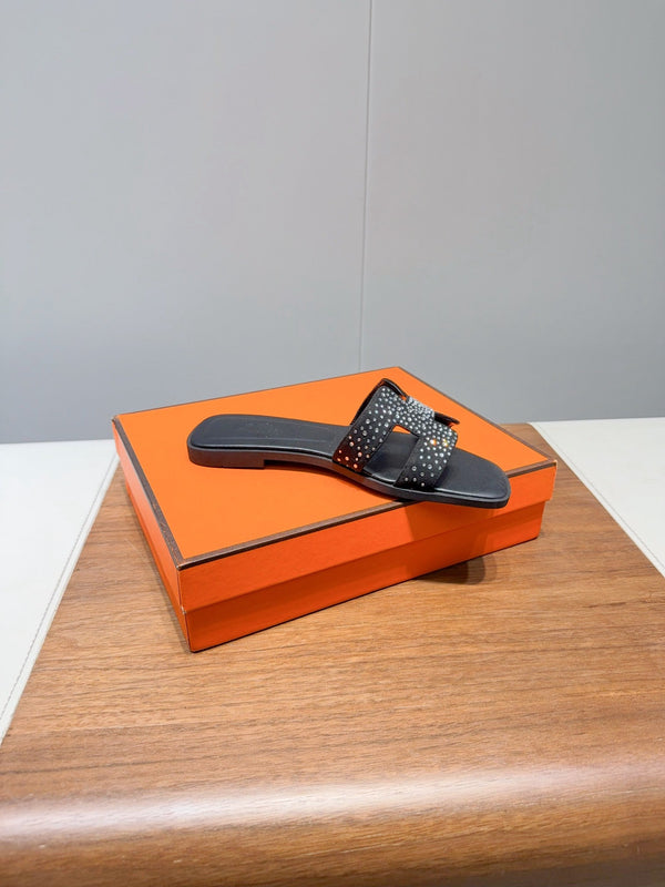 HM Oran Sandals Black Cowhide 327122