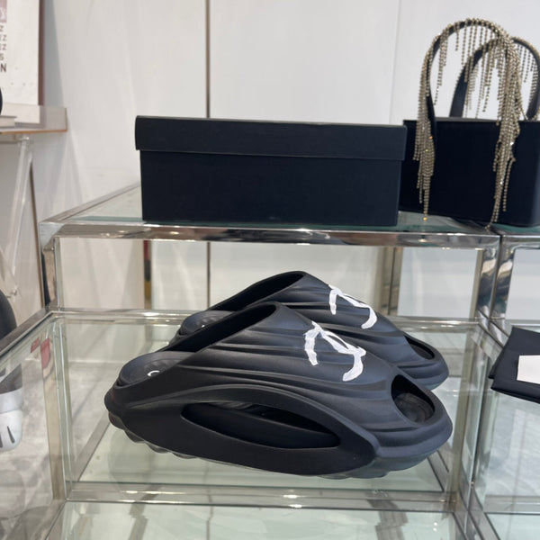 CC Slippers Black Foam 204135