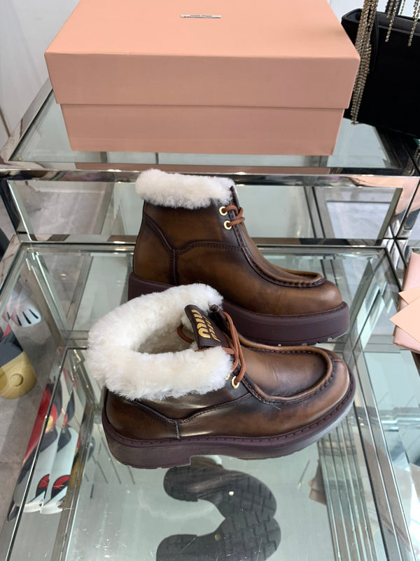 Miu Short Wool Boots Earth Brownopen-Hemmed Cowhide