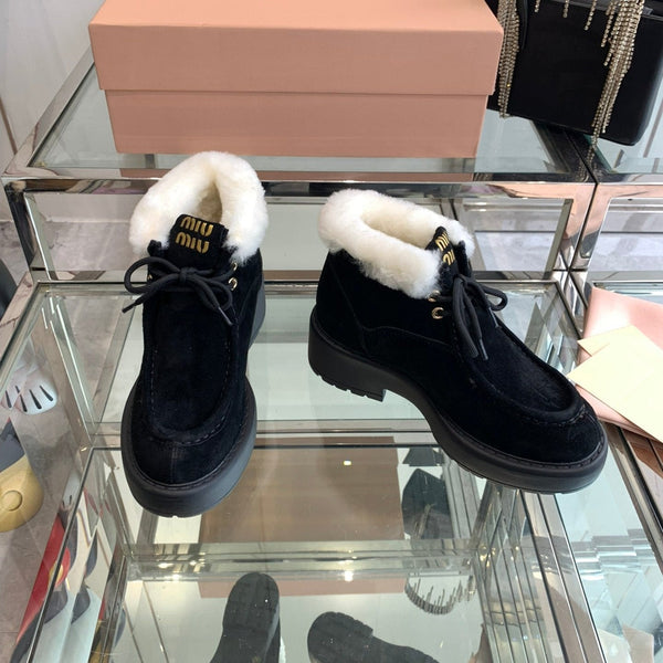 Miu Short Wool Boots Black Open-Hemmed Cowhide