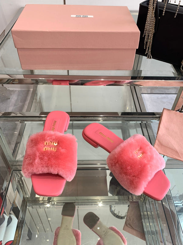 Miu Slippers Pink Super Soft Wool