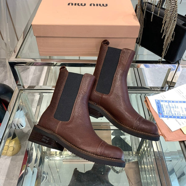 Miu Short Boots Brown Earth Vegetable Blended Cowhide