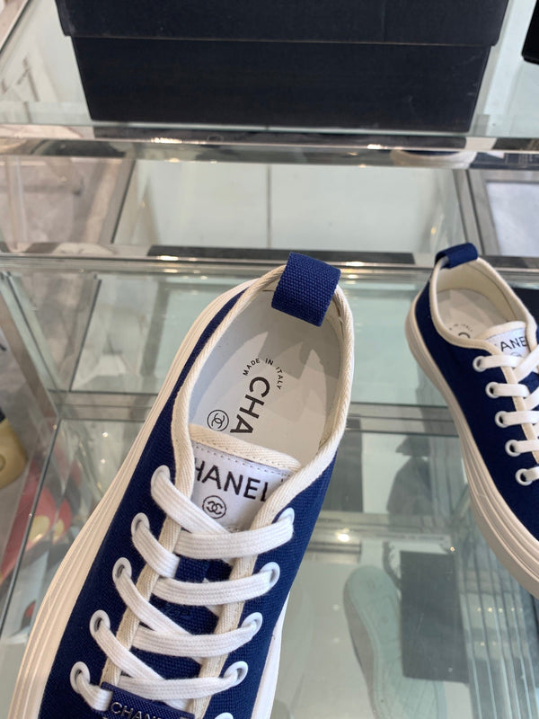 CC Sneaker Dark Blue Canvas 203265
