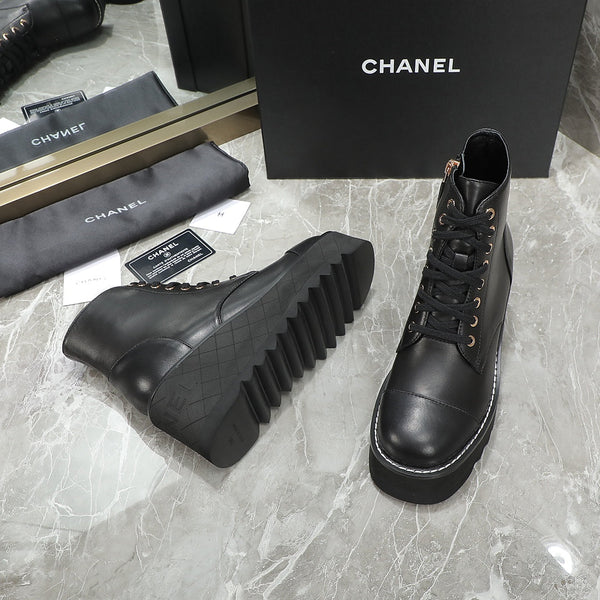 CC 24 Interlocking Logo Combat Boots 100mm Black Lambskin 432652