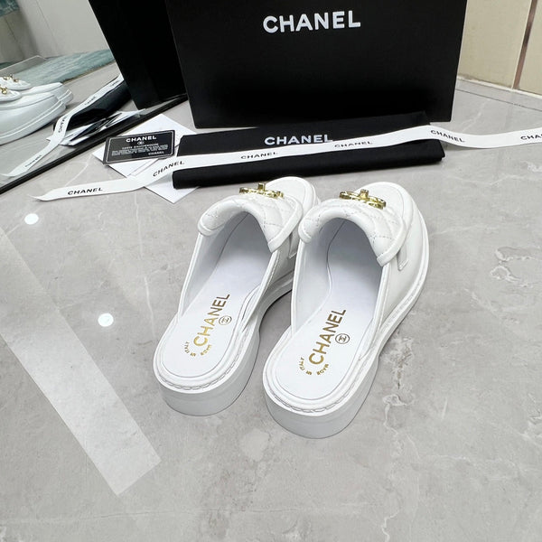 CC Mule White Quilted Calfskin