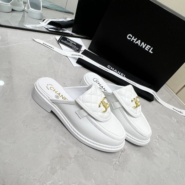 CC Mule White Quilted Calfskin