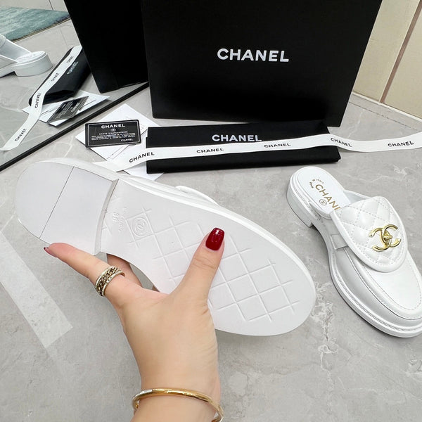 CC Mule White Quilted Calfskin
