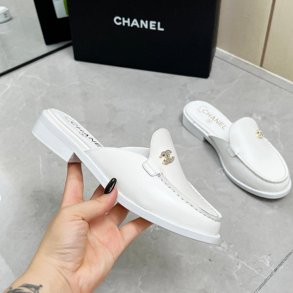 CC 25C Mule White Calfskin