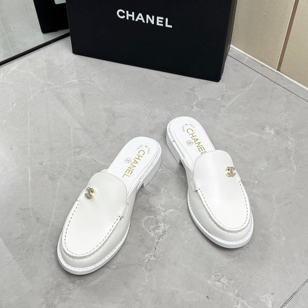 CC 25C Mule White Calfskin