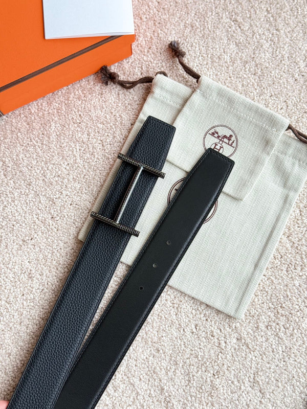 HM Hisseo Buckle Belt 38mm Black Calfskin 187505