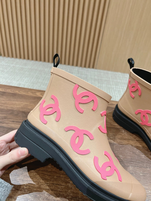 CC RAIN BOOTS BEIGE CREAM TPU WITH PINK LOGO