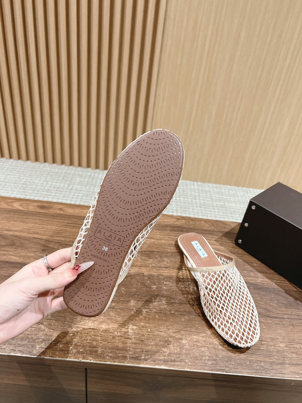 mulo piatto in rete beige in pelle di agnello