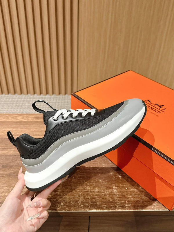 Sneaker HM Gramme in rete nera 317600