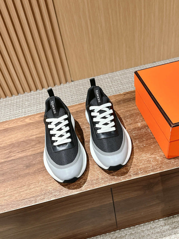 Sneaker HM Gramme in rete nera 317600