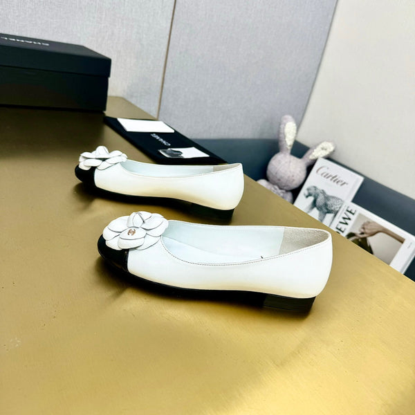 CC Loafers White Leather Mix Floral Pattern 297797