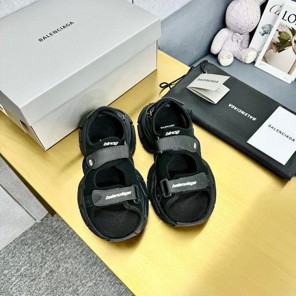 SANDALI SPORTIVI 3XL IN POLIURETANO, POLIESTERE E TPU NERO