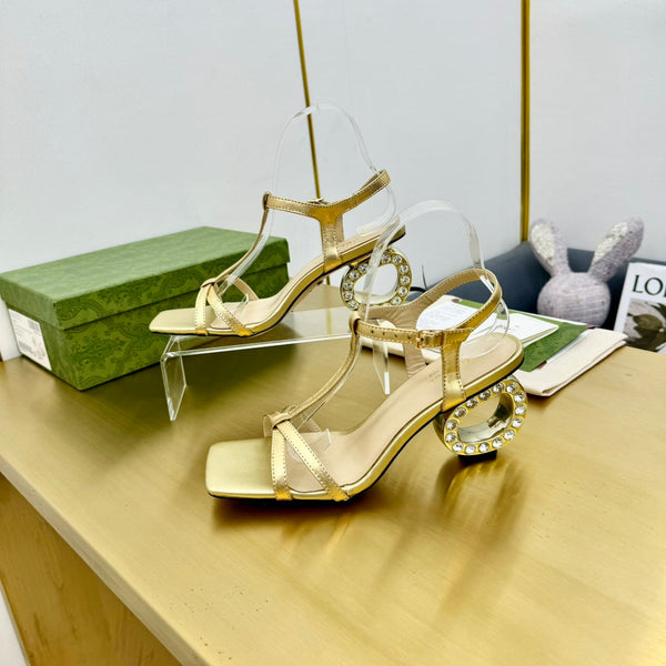 MEDIUM-HEEL SANDAL IN GOLD CALFSKIN WITH RHINSTONES