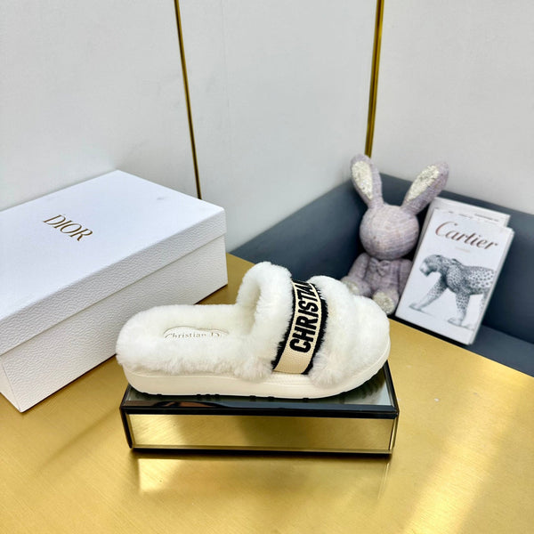 CD Dway Slide In White Mix Black Wool Fleece Lining And Canvas Fabric 111079