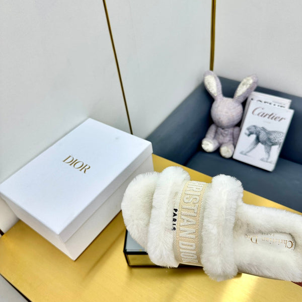 CD Dway Slide In White Mix Beige Wool Fleece Lining And Canvas Fabric 111083