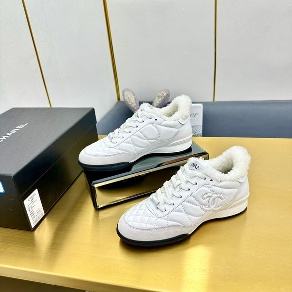 CC Low Sneaker White Wool Cowhide413858