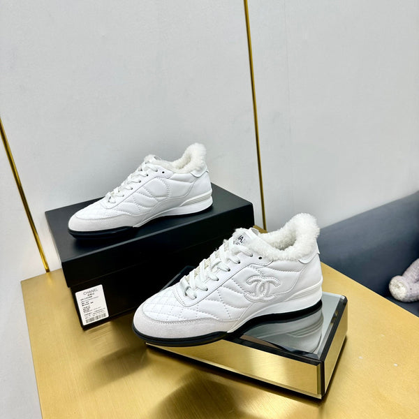 CC Low Sneaker White Wool Cowhide413858