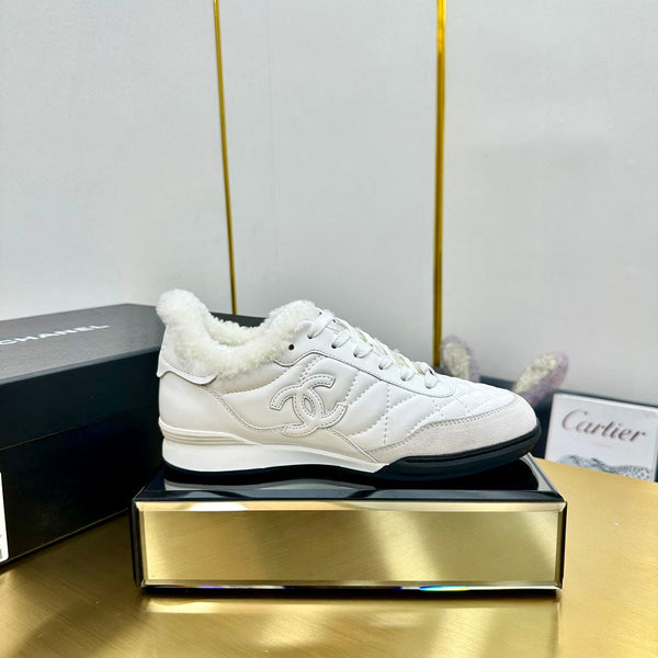 CC Low Sneaker White Wool Cowhide413858