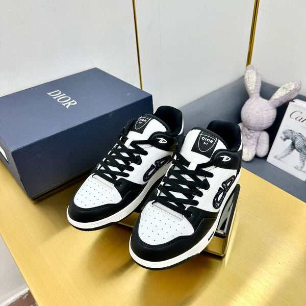 CD B57 Mid-Top Sneaker In Black Calfskin 993839