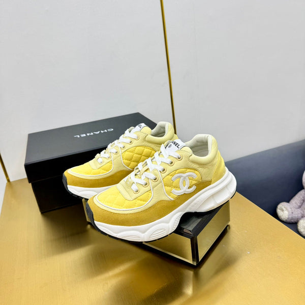 DAD SNEAKER IN AMBER YELLOW LAMBSKIN AND SUEDE