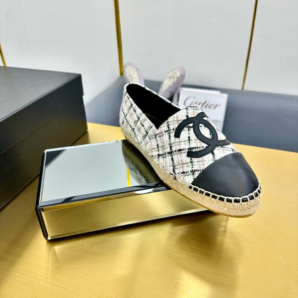 CC 25s Slip–on Espadrilles White Moss Green Tweed 297820