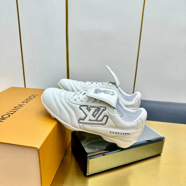 LV 25C Sneaker LV Footprint Soccer Blanc Cuir de Veau uni 219936