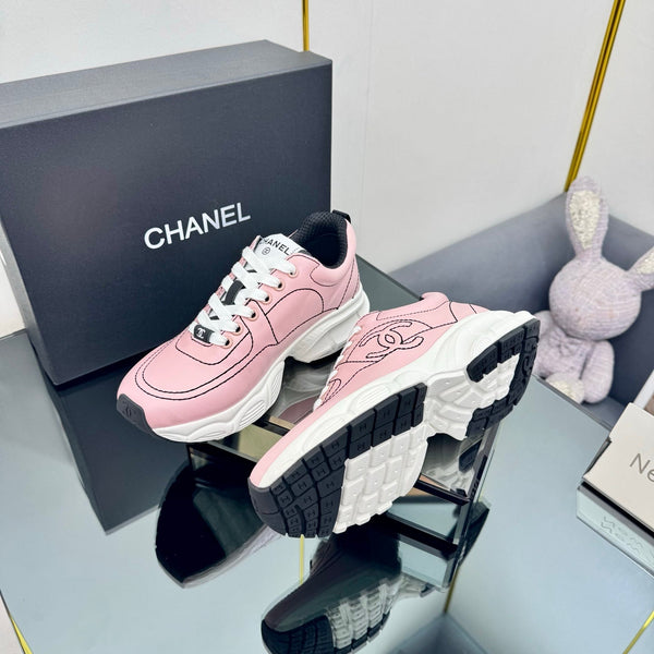 CC Sneaker Pink with Logo Cowhide 238620