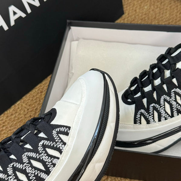 CC Sneaker White Mix Black Calfskin And Silk Parachute Fabric 947510