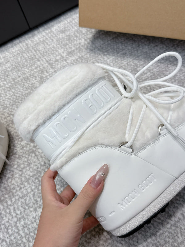 Moon Boot Icon Low Fur White Leather Faux Fur 515593