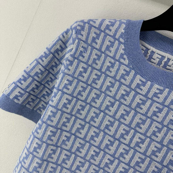 Fendi 25 Knitted Round Neck Short Sleeves Blue Wool F155