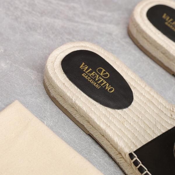 Vlogo Cut-Out Slide 20 Nero Pelle di vitello Suola beige Rafia