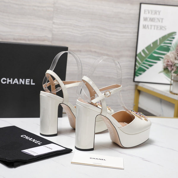 CC 25s Multicolor Stones Buckle Sandals 110mm White Patent Leather & Sheepskin 425825