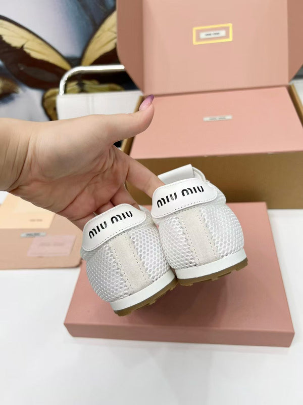 Miu Plume Sneakers White Suede Lace 456347
