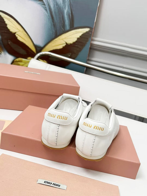 Miu Plume Sneakers White Cowhide 456354