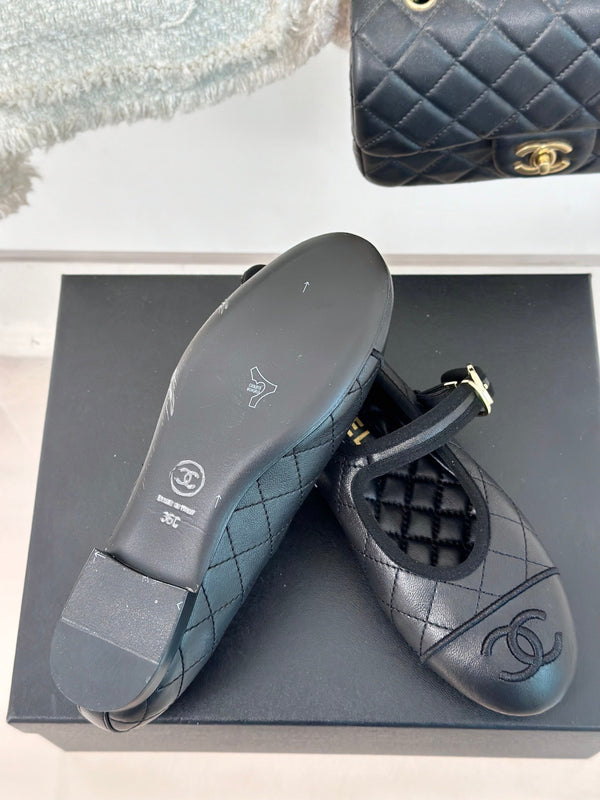 mary janes black quilted lambskin