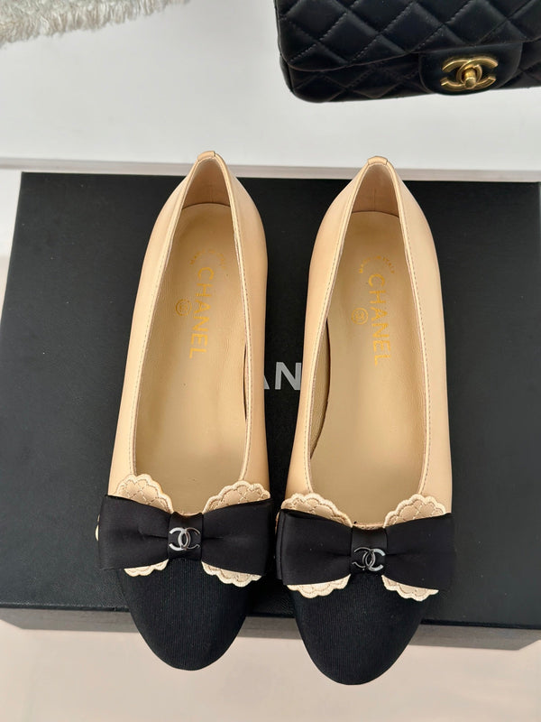 CC Ballet Flats Beige With Bow Lambskin
