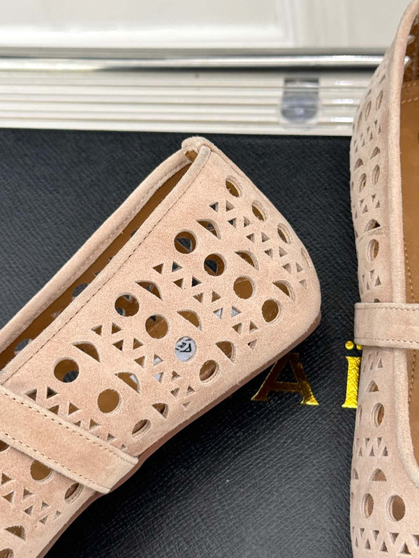 Alaia Women's Ballet Flat Nude Suede 293219