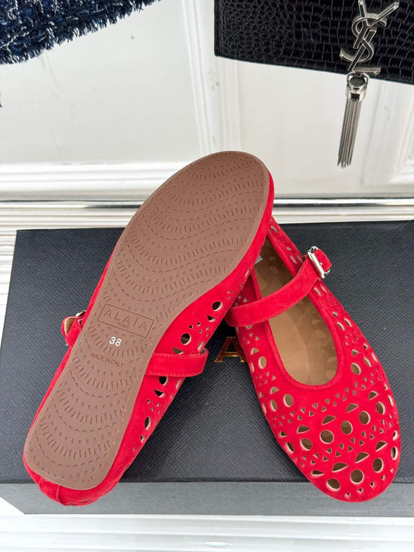 Alaia Women's Ballet Flat Red Suede 293225