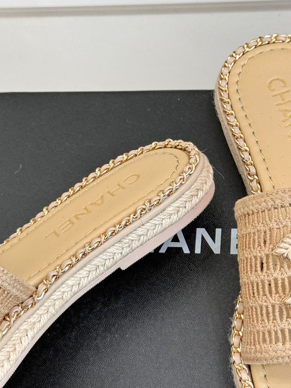 CC Mesh Hollow Chain Double C Thick-Soled Slippers 20mm Beige 265645